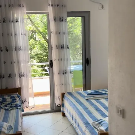 Peja 3* Velipojë