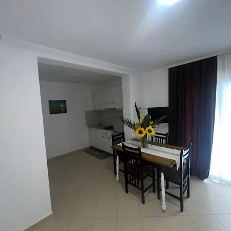 Hotel Peja Velipojë