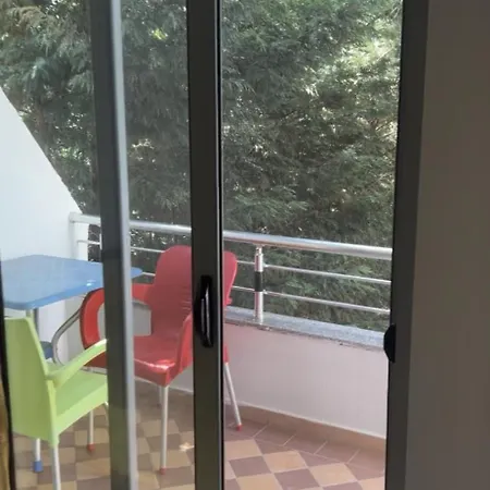 호텔 Peja Velipojë