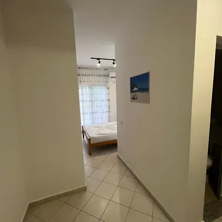 Peja 3* Velipojë