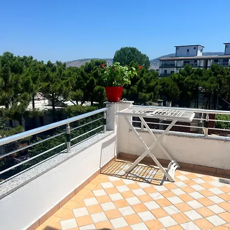 Peja Hotel Velipojë