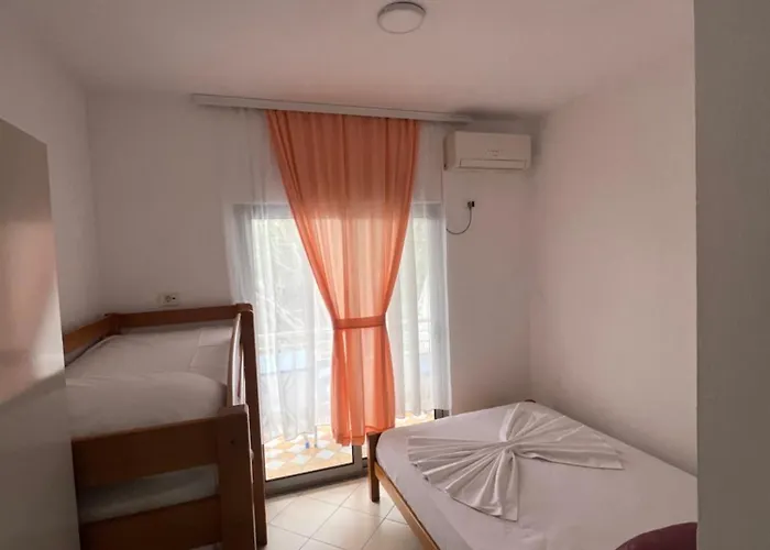 Szálloda Peja